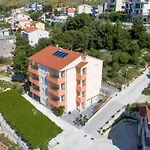 With Parking Space Duce, Omis - 9437 Dugi Rat