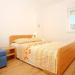 With Parking Space Duce, Omis - 9437 Apartment Dugi Rat