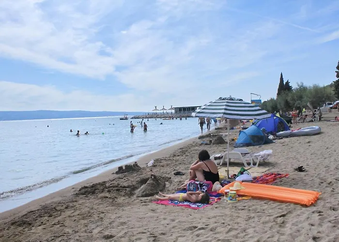 Apartamento With Parking Space Duce, Omis - 9437 Dugi Rat