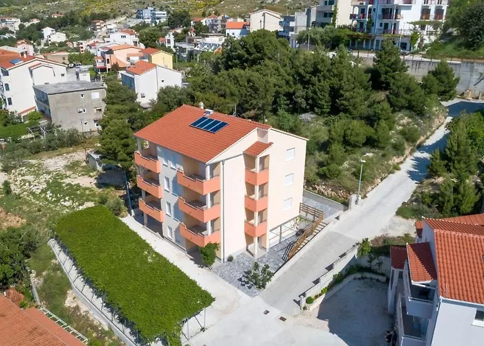 With Parking Space Duce, Omis - 9437 Dugi Rat