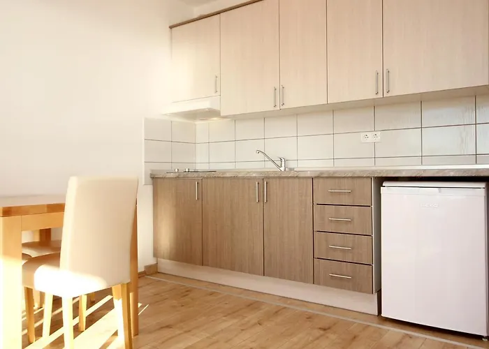 With Parking Space Duce, Omis - 9437 Apartamento Dugi Rat
