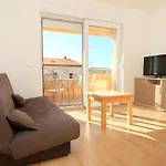 Appartement With Parking Space Duce, Omis - 9437 *