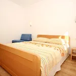 With Parking Space Duce, Omis - 9437 Appartement Dugi Rat