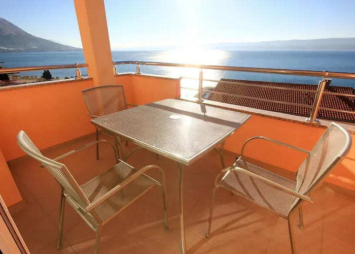 With Parking Space Duce, Omis - 9437 Apartmán *